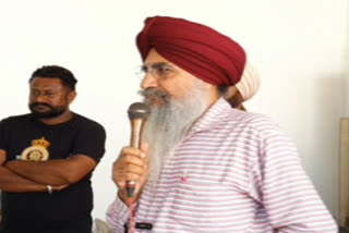 Sidhu Musewala's uncle Chamkaur Singh addressed the fans in Mansa