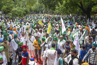 Farmers will march towards the Parliament today, a big gathering was held at Bangla Sahib