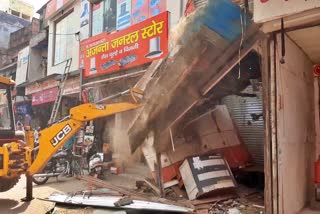 Municipal council demolished illegal shops in Rewari
