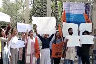 ABVP छात्रों का जोरदार प्रदर्शन