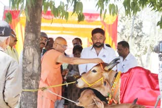 Swami Akhileshwaranand Giri