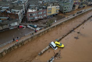 Floods in Turkey kill many people