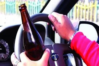A drunken man misbehaved with the police in hyderabad