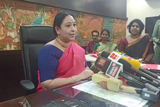 Geetha IAS takes Charge as District Collector  Kozhikkode District Collector  Geetha IAS  കലക്‌ടര്‍ ദ ബെസ്‌റ്റ്  കോഴിക്കോട് ജില്ല കലക്‌ടറായി  ഗീത ഐഎഎസ്  കോഴിക്കോട്