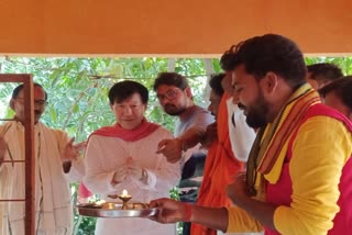 chhatarpur japanese tourist converted to hinduism