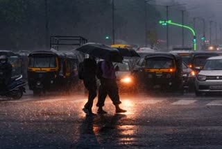 Weather updates in Kerala  മഴയ്‌ക്ക് സാധ്യത  ജനങ്ങള്‍ക്ക് ജാഗ്രത നിര്‍ദേശം  കേരളത്തില്‍ മഴയ്‌ക്ക് സാധ്യത  തിരുവനന്തപുരം വാര്‍ത്തകള്‍  തിരുവനന്തപുരം ജില്ല വാര്‍ത്തകള്‍  തിരുവനന്തപുരം പുതിയ വാര്‍ത്തകള്‍  kerala news updates  latest news in kerala