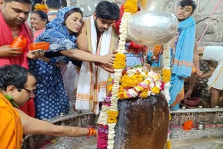 nitish rana with wife reach baba mahakal