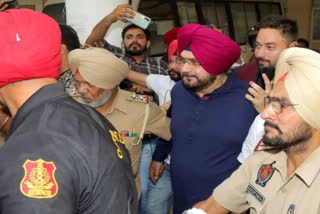 Navjot Sidhu, locked up in Patiala Jail, may be released on April 1