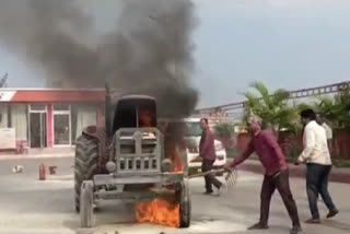 Tractor Caught fire in Khatima