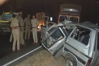 Lorry and Omni van collides in near trichy