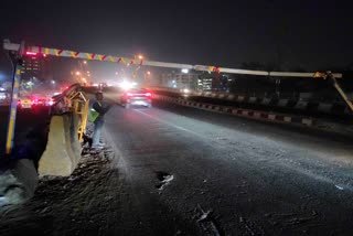 breaking height barrier on Ashram Flyover