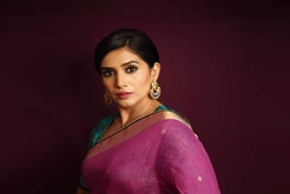 Sonali Kulkarni Apologized