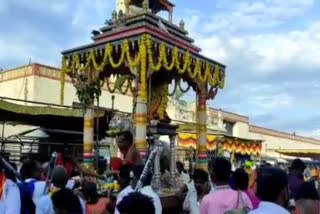 yugadi-celebration-at-male-mahadeshwar-temple