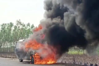 స్కార్పియో వాహనం దగ్ధమైంది