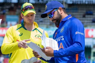 India vs Australia 3rd ODI toss report  India vs Australia  IND vs AUS playing XI  IND vs AUS  Rohit sharma  Steve smith  ഇന്ത്യ vs ഓസ്‌ട്രേലിയ  രോഹിത് ശര്‍മ  സ്‌റ്റീവ് സ്‌മിത്ത്  ആഷ്‌ടണ്‍ ആഗര്‍  ഡേവിഡ് വാര്‍ണര്‍  Ashton Agar  David Warner