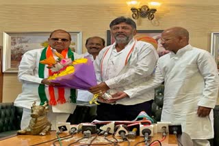 Baburao Chinchansur rejoined the Congress party