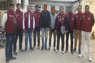 5 smugglers arrested in Delhi