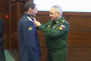 Russia gives state awards to fighter pilots involved in US drone incident