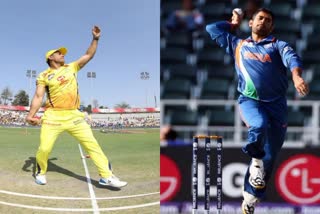 Dhoni bowling overs