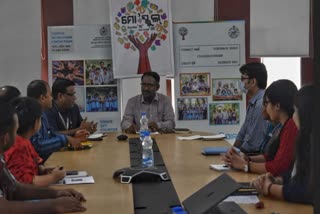 Andhra Pradesh Education Secretary visits odisha