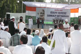 Congress satyagraha sankalp satyagraha at raj ghat raj ghat raj ghat രാഹുല്‍ ഗാന്ധി രാജ്‌ഘട്ടില്‍ സത്യാഗ്രഹം കോണ്‍ഗ്രസ് പ്രിയങ്ക ഗാന്ധി