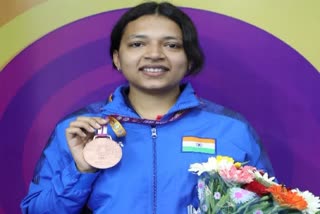 indian-shooter-sift-kaur-samra-won-a-bronze-medal-in-issf-world-cup