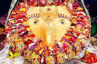 Maa Kalkaji grand decoration on sixth day