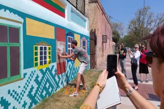 Sanskrit-Lithuanian Street Art Project