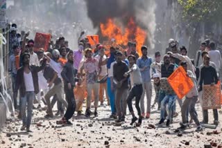 Delhi Riots Case: દુકાનને આગ લગાડવાના આરોપમાં કોર્ટે બે આરોપીઓને દોષિત ઠેરવ્યા