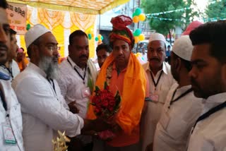 muharram-committee-welcomes-ramnavami-akhara-in-palamu