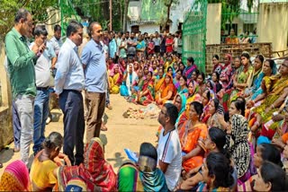 slum dwellers protest