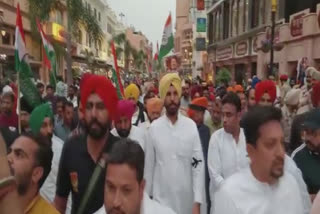 Punjab Congress took out protest march against BJP in Amritsar