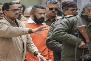 Sukesh Accused Kejriwal: કેજરીવાલની વિનંતી પર TRS ઓફિસમાં આપવામાં આવ્યા 15 કરોડ