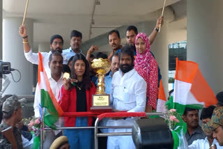 Nikhat Zareen at Shamshabad Airport