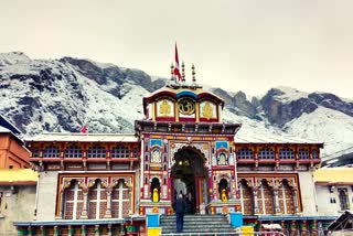 Badrinath Snowfall: