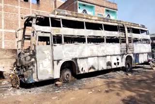 Nalada Violence  Sasaram Violence  Etv Bharat Bihar  Bihar News  Sasaram News  Firing in violence case in Nalanda  Bihar Violence  Firing and Violence in Bihar Nalanda  Firing and Violence  Bihar Nalanda  Police Camped  ബിഹാര്‍ പ്രക്ഷുബ്‌ധം  നളന്ദയിലും സസാരത്തും വെടിവയ്‌പ്പും കല്ലേറും  നിരവധി പേര്‍ക്ക് പരിക്ക്  നളന്ദ  ആക്രമണവും വെടിവയ്‌പ്പുമായി  ബിഹാറിലെ നളന്ദ  വെടിവയ്പ്പ്  രാമനവമി