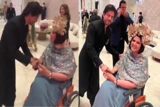 Shah Rukh Khan meets Paralympian Deepa Malik