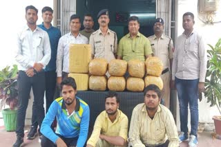 Dhamtari police arrested three accused