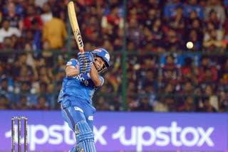 IPL 2023 : Debutant Nehal Wadhera Hits Ball Out Of M Chinnaswamy Stadium