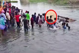 video of death of two youths due to drowning