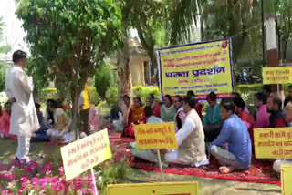 Sanskrit Teachers Sit on Protest