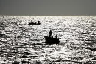 speedboat hit the Mandwa jetty