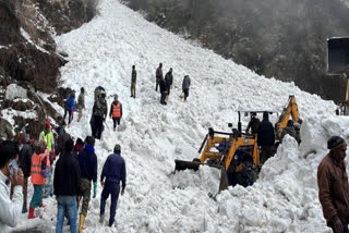 Massive avalanche hits Nathu La in Sikkim; at least 6 dead, several trapped