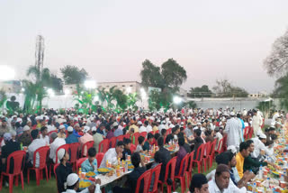 اندور میں منفرد انداز میں افطار پارٹی کا اہتمام کیا گیا