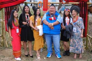 Nagaland Minister Tweet: વૈસે તો મેં બડા સખ્ત લોન્ડા હૂં, પર યહાં મેં પીઘલ ગયા! યુવતીઓ સાથે ફોટો શેર કરતા ભાજપી નેતા