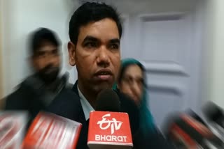 صوبائی کمشنر، کشمیر وجے کمار بدھوری سرینگر میں میڈیا نمائندوں سے مخاطب