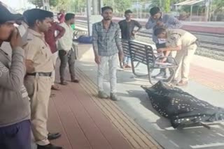 Elderly woman died in Shujalpur railway station