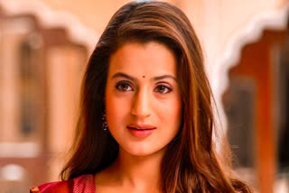 Amisha Patel Warrant