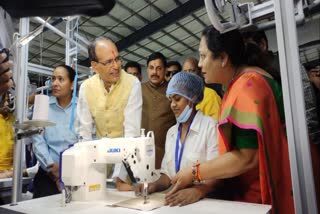 ujjain cm shivraj interact with youth