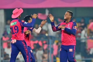 Rajasthan Royals vs Delhi Capitals Match Score update